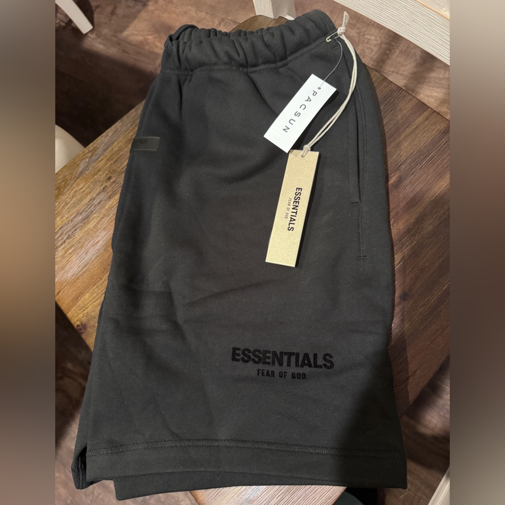 Fear of God Black Sweatshort - Picture 4 of 8